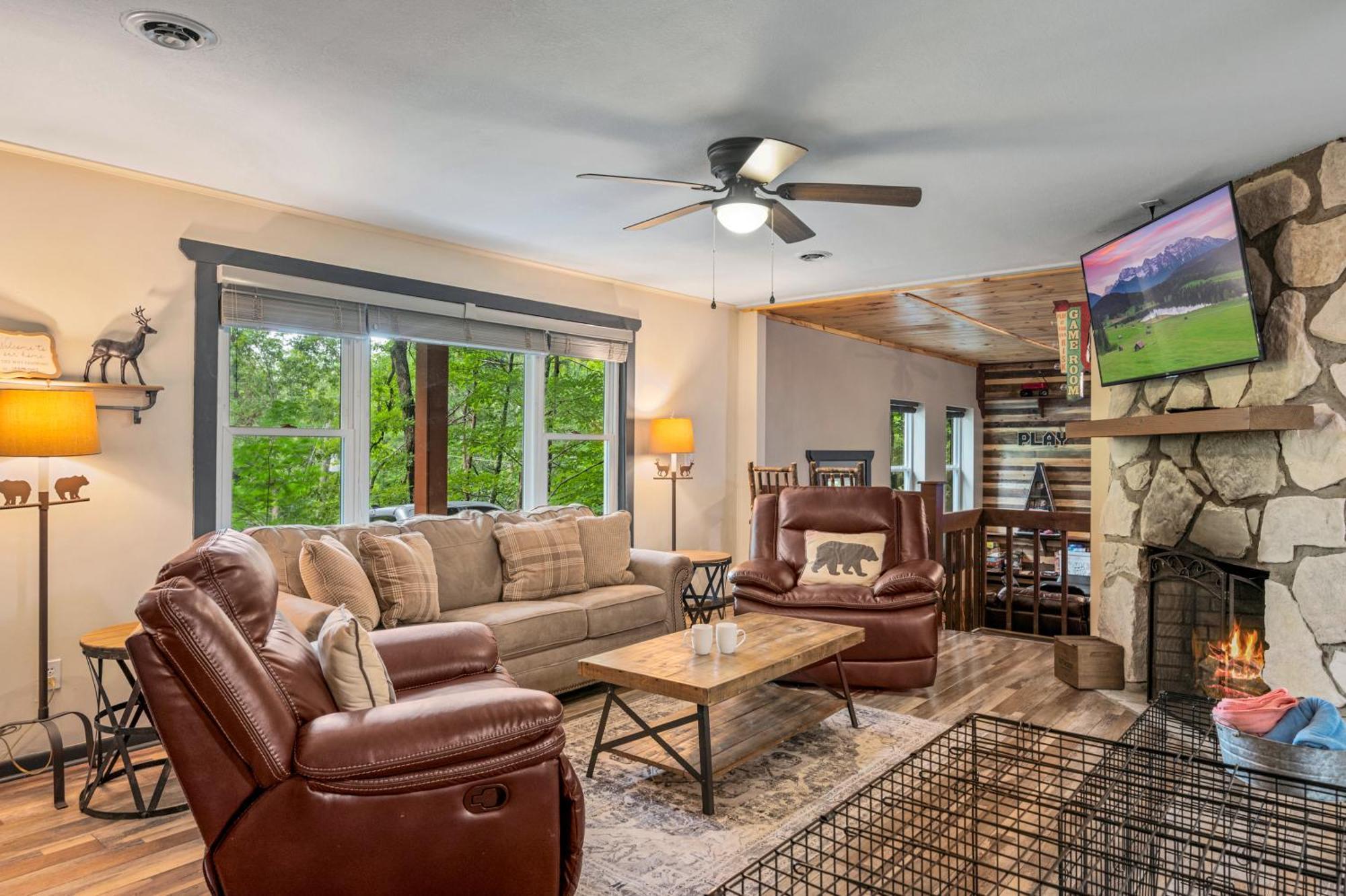 Beautiful Chalet With Fireplace And Large Game Room Gatlinburg Exterior photo